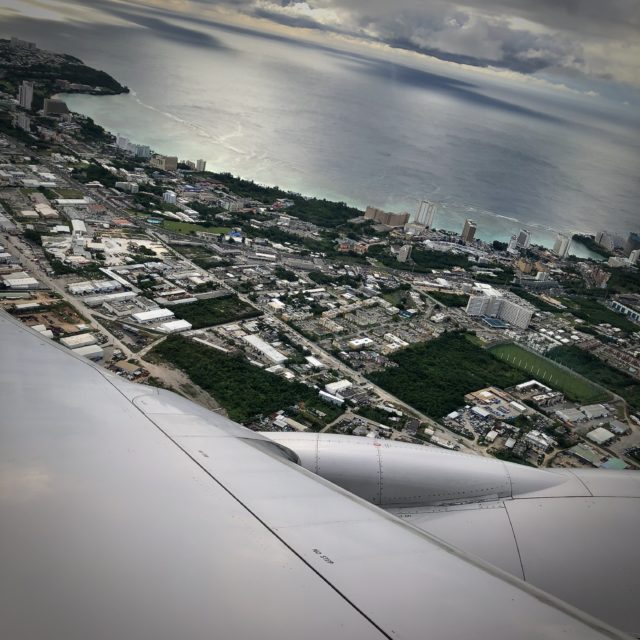グアム飛行機からの景色