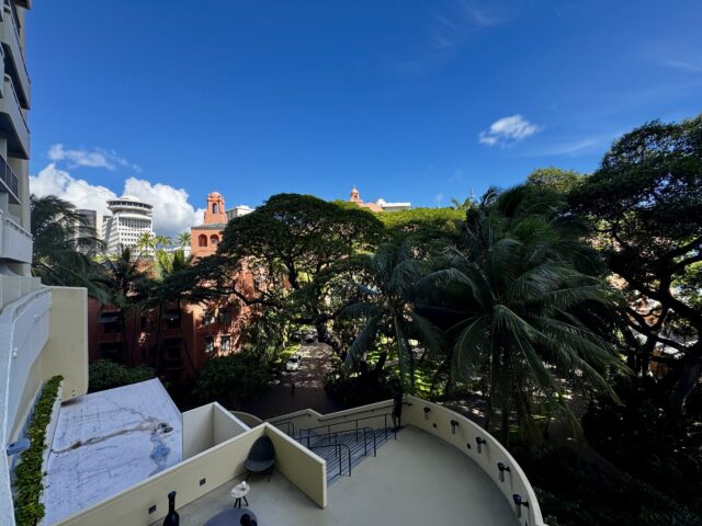 シェラトンワイキキ　ラナイ　4階