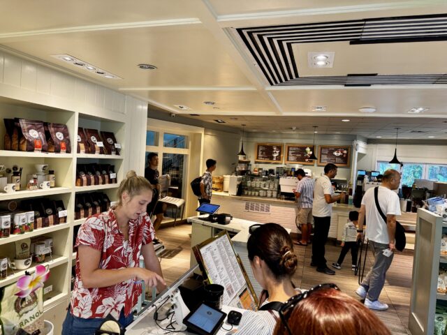 アイランドビンテージコーヒー　店内