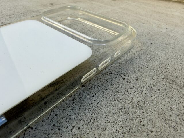 Apple MagSafe対応iPhone 17 ProMaxクリアケース サイドボタン